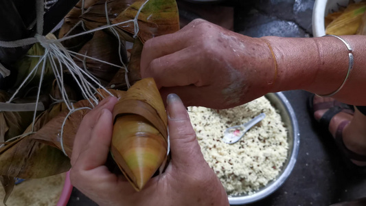 端午节包粽子美食实拍视频