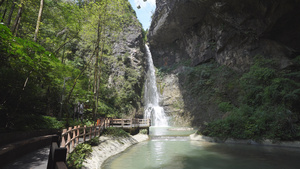 国家5A级旅游景区重庆黑山谷黑山谷神龙瀑布24秒视频