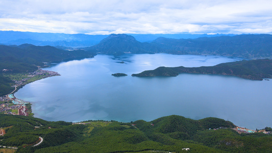 4K航拍云南泸沽湖风景区视频