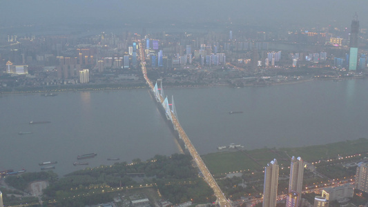 航拍武汉长江二桥和城市灯光秀视频