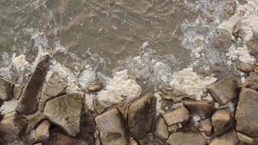 沿海水的污染问题视频