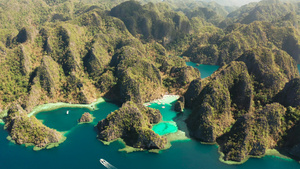 环礁湖和绿绿水的海景10秒视频