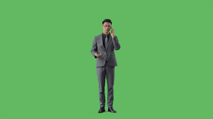 4k绿幕合成抠像商务人士打电话21秒视频