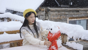 4K升格少女和雪人12秒视频