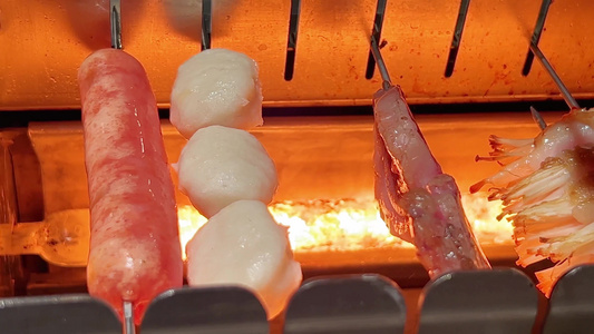 大排档烤肉烤串烧烤解馋美食电烤串视频