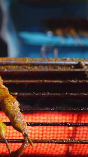 城市美食碳烤羊肉串美食小吃素材烤羊肉串素材34秒视频