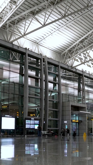 广州机场延时白云机场22秒视频