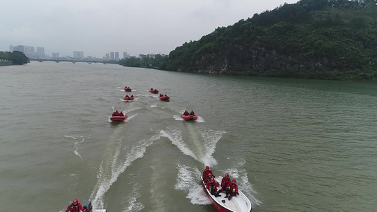 消防水上救援消防水上演练视频