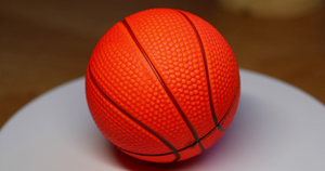 橙橙篮球运动23秒视频
