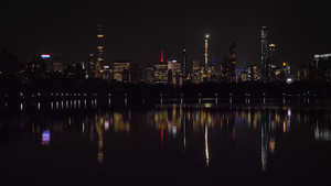 纽约市的大楼的夜色22秒视频