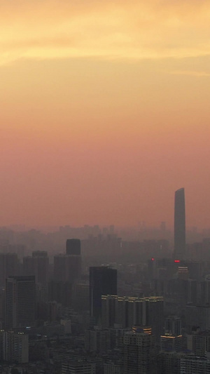 航拍城市夕阳落日晚霞天空地标电视信号塔科技数码素材科技素材56秒视频