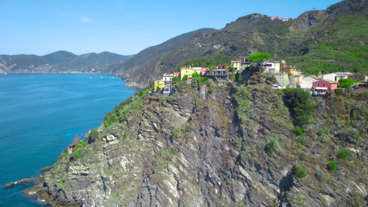 空中无人驾驶飞机从意大利里古里亚地区视频