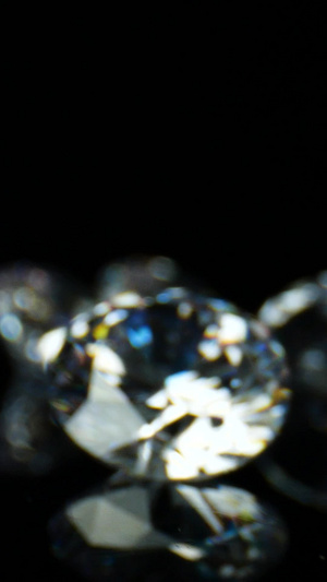 钻石水钻锆石裸钻22秒视频