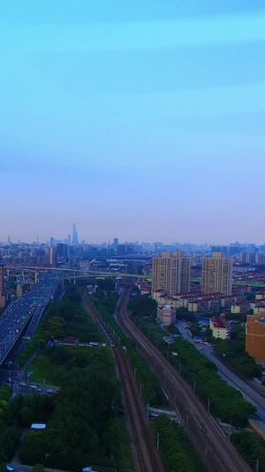 上海城市天际线清晨航拍城市风光15秒视频