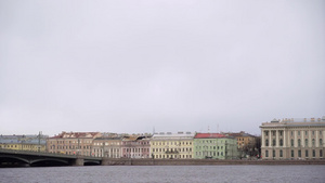 在俄罗斯城市景色中的圣彼得斯堡8秒视频