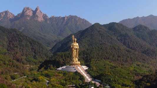 航拍5A级景区九华山99米高地藏王菩萨雕塑视频视频