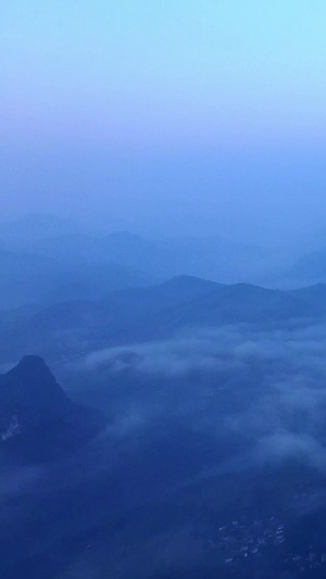 晨雾下的桂林山水广西山水54秒视频