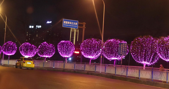 网红雾都重庆夜景春节氛围街道亮化4k实拍视频