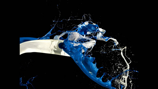 蓝白色油漆泼洒碰撞视频素材视频