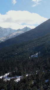 云南著名雪山白马雪山山脉航拍视频风景名胜视频