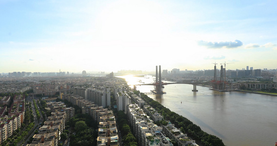 番禺洛溪大桥和广州塔延时4k航拍视频