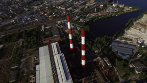 关于城市工业厂的Chimney27秒视频