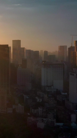 成都市宣传片素材清晨日出光辉绝美奇观航拍城市道路79秒视频