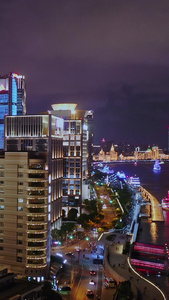 上海外滩夜景航拍上海中心大厦视频