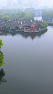 宁波5A景区风景名胜月湖航拍天一阁月湖视频