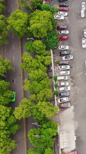 航拍大型露天停车场28秒视频