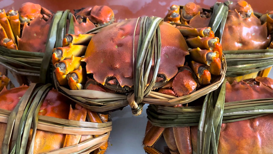 4K实拍螃蟹煮熟的螃蟹大闸蟹视频