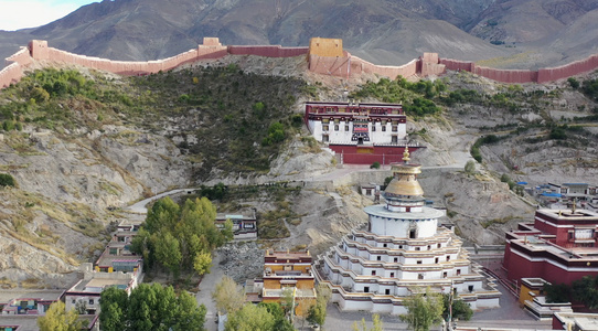 西藏日喀则江孜白居寺古建筑航拍视频