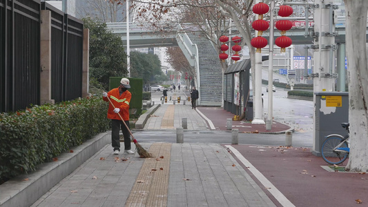 打扫街道的环卫工人【该编辑类视频无肖像权，不建议商用】[拾掇]视频