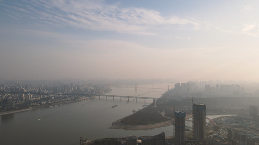 航拍夕阳天空城市江景自然风光地产4k素材视频