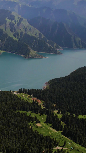 航拍5A新疆天山天池景区大天池全貌视频旅游目的地75秒视频