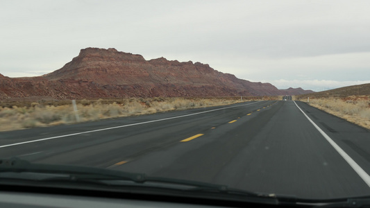 犹他州驾车前往美国亚利桑那州大峡谷的公路旅行视频