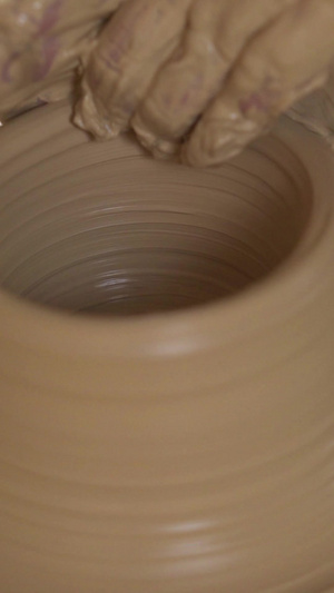 陶艺陶器制作动作特写陶器DIY店11秒视频