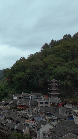 航拍360度全景湖南湘西4A级旅游景区凤凰古城素材土家族自治区100秒视频