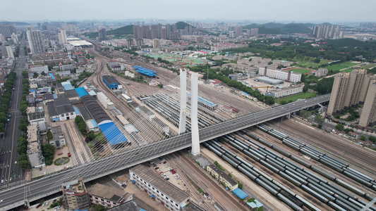 江苏徐州和平大桥地标建筑航拍视频