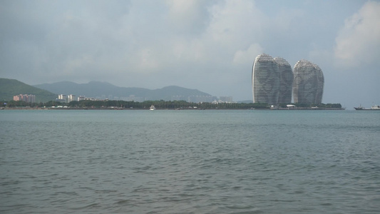 海南省三亚市大东海海滩视频