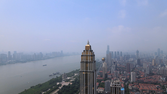 航拍风光城市武汉地标金融中心长江江景风景4k城市素材视频