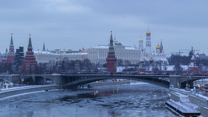 冬夜的莫斯科克林和摩斯考河17秒视频