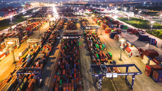 物流码头港口集装箱8K航拍夜景延时摄影视频