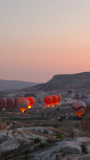 清晨等待放飞的热气球实拍23秒视频