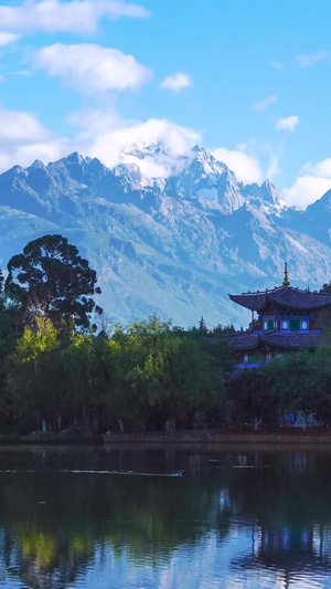 云南丽江古城玉龙雪山旅游景区11秒视频