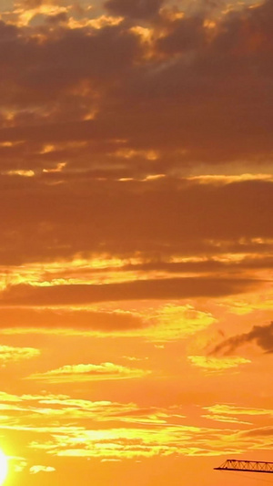 唯美天空的日出8秒视频