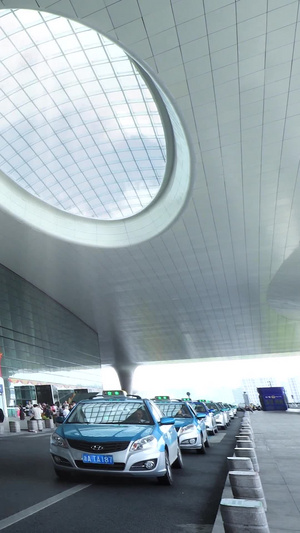 杭州东高铁站延时10秒视频