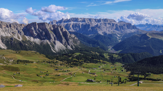 阿尔卑斯山区自然风光蓝天白云田园风光延时视频视频