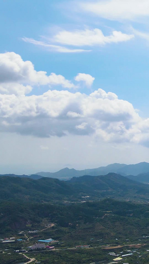 航拍崂山风景区青山绿水144秒视频