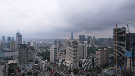 航拍城市上空自然天气全景4k素材视频